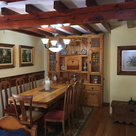 Ermita De Gredos Nyaraló *