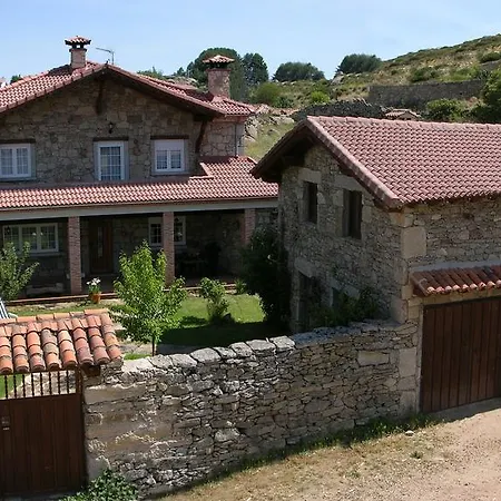 Ermita De Gredos Nyaraló