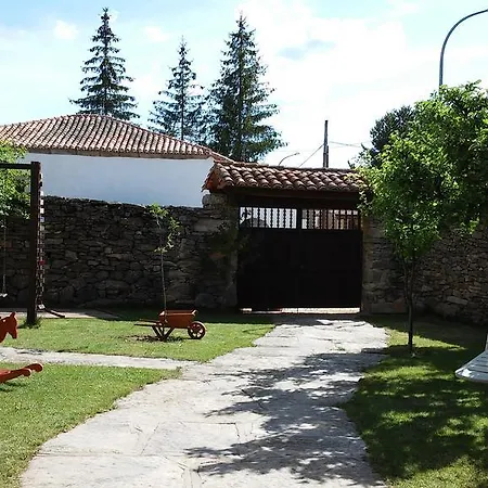 Ermita De Gredos بيت للعطل