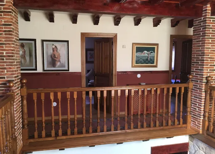 Ermita De Gredos Наварредонда-де-Гредос